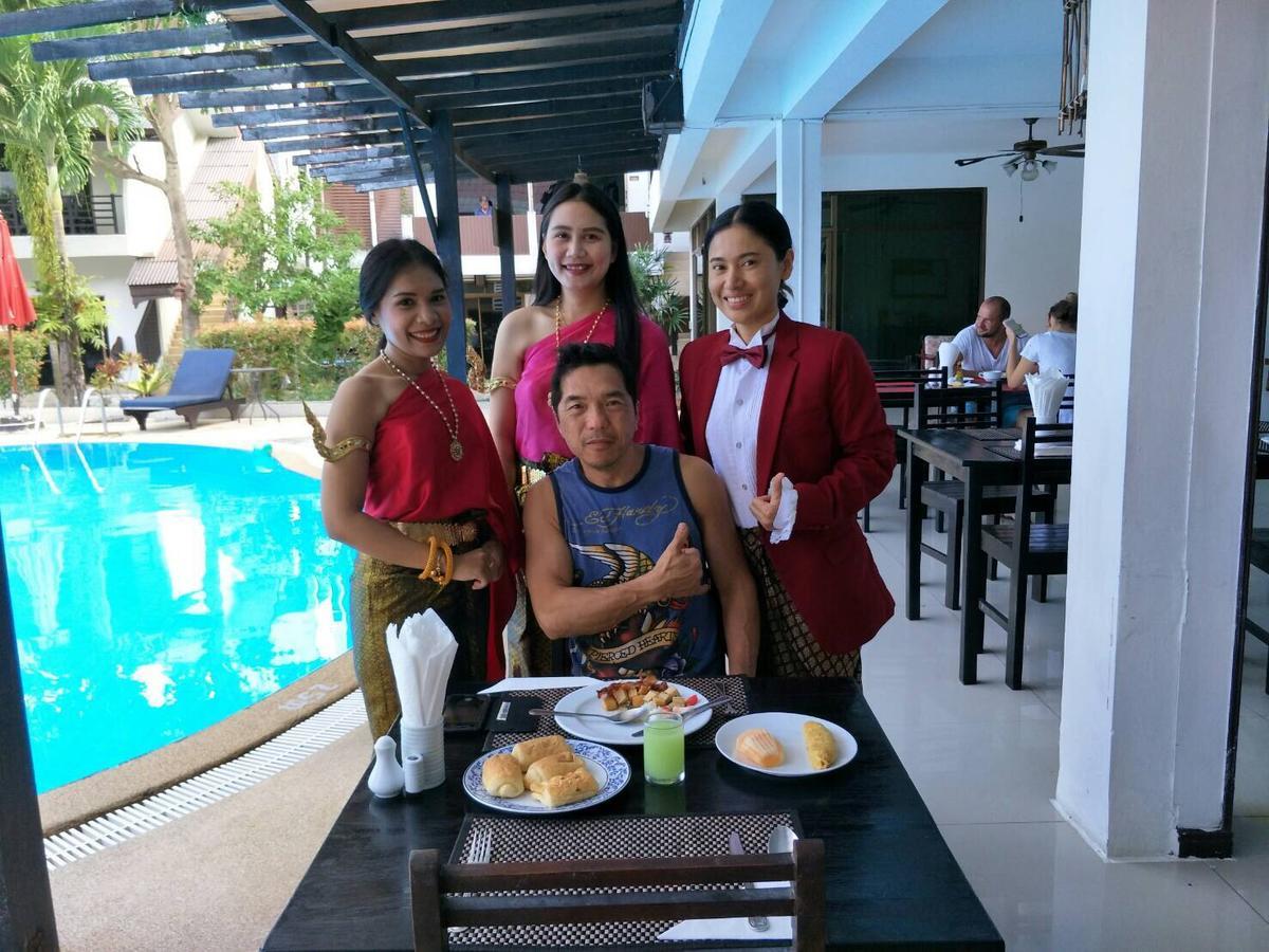 Bamboo Beach Hotel & Spa Patong Bagian luar foto