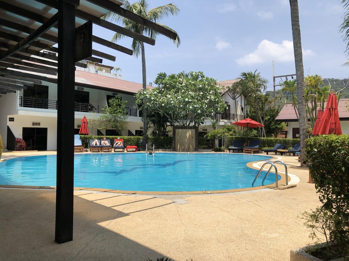 Bamboo Beach Hotel & Spa Patong Bagian luar foto