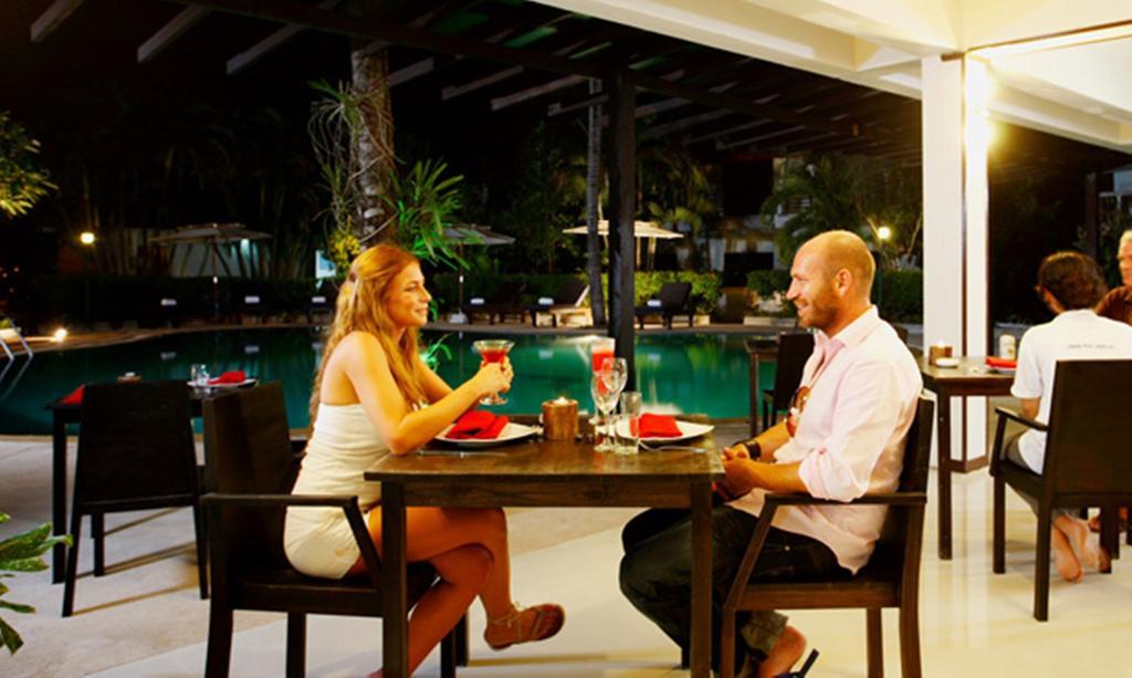 Bamboo Beach Hotel & Spa Patong Bagian luar foto