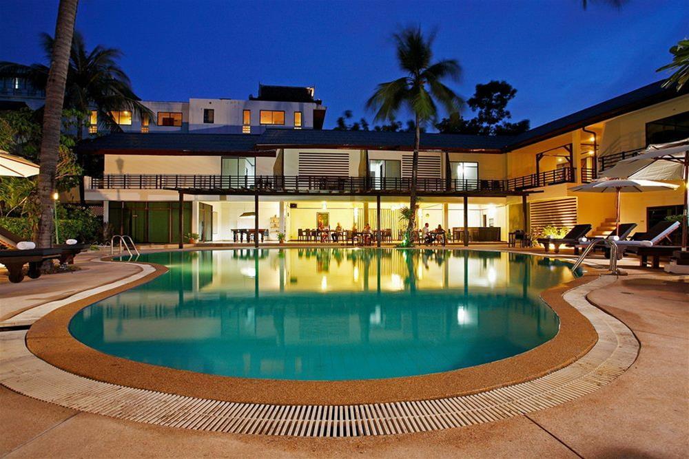 Bamboo Beach Hotel & Spa Patong Bagian luar foto